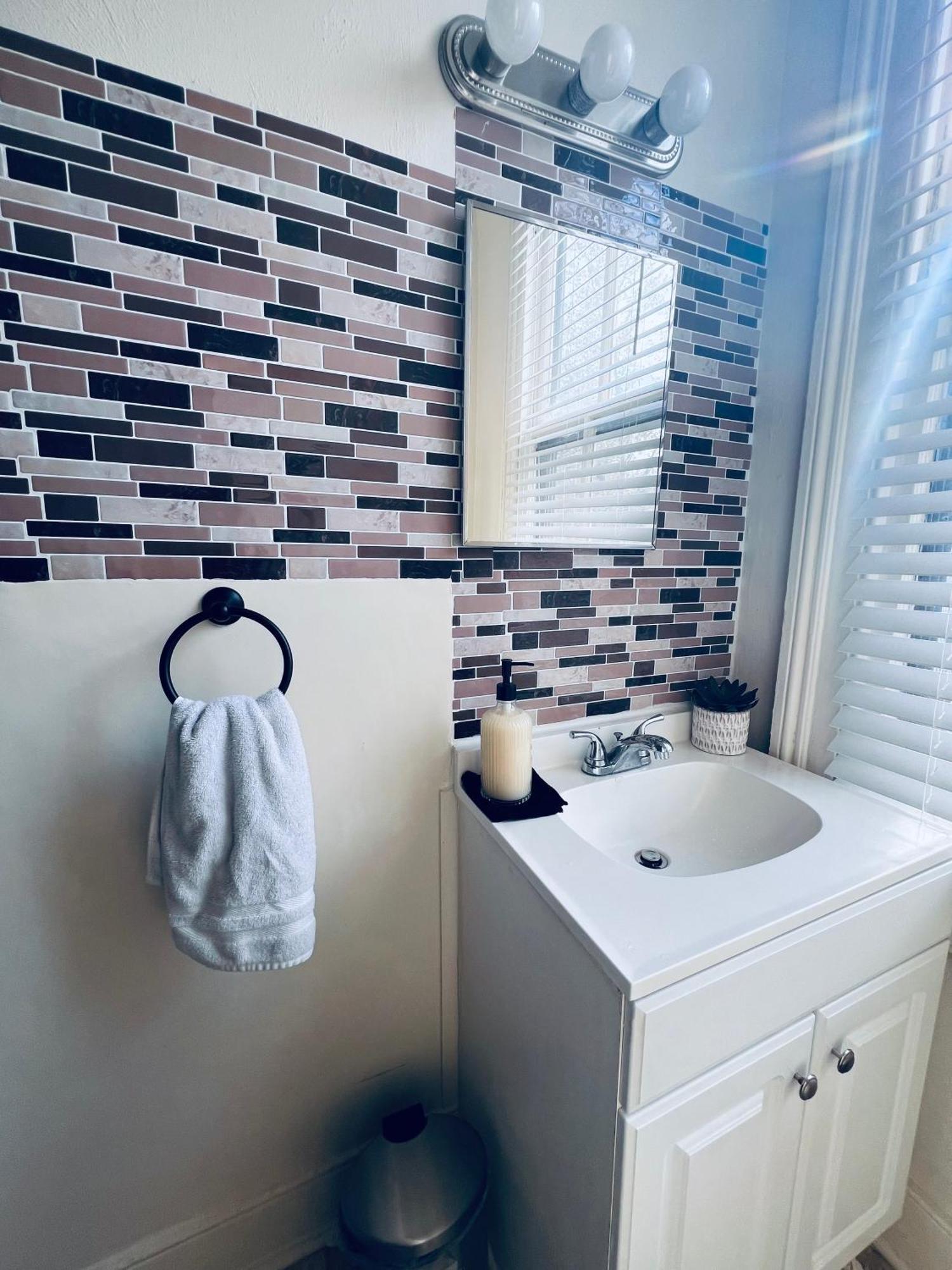 5 Minutes To Vcu Apartment Richmond Bagian luar foto