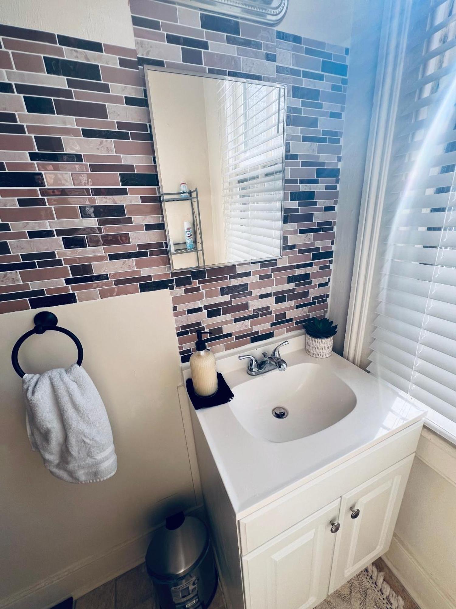 5 Minutes To Vcu Apartment Richmond Bagian luar foto